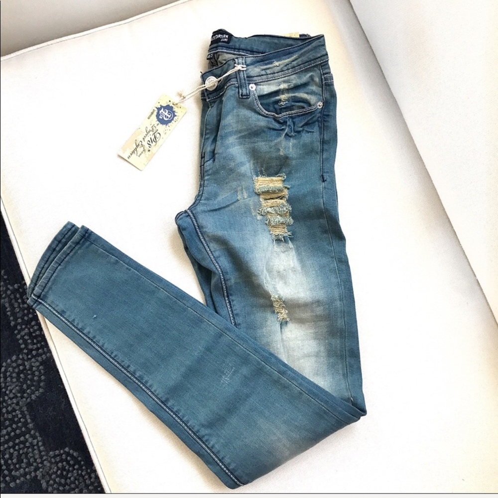 LAST ONE ‼️ S/24 👉🏼Distressed Blue Ripped Jeans  - Picture 8 of 8